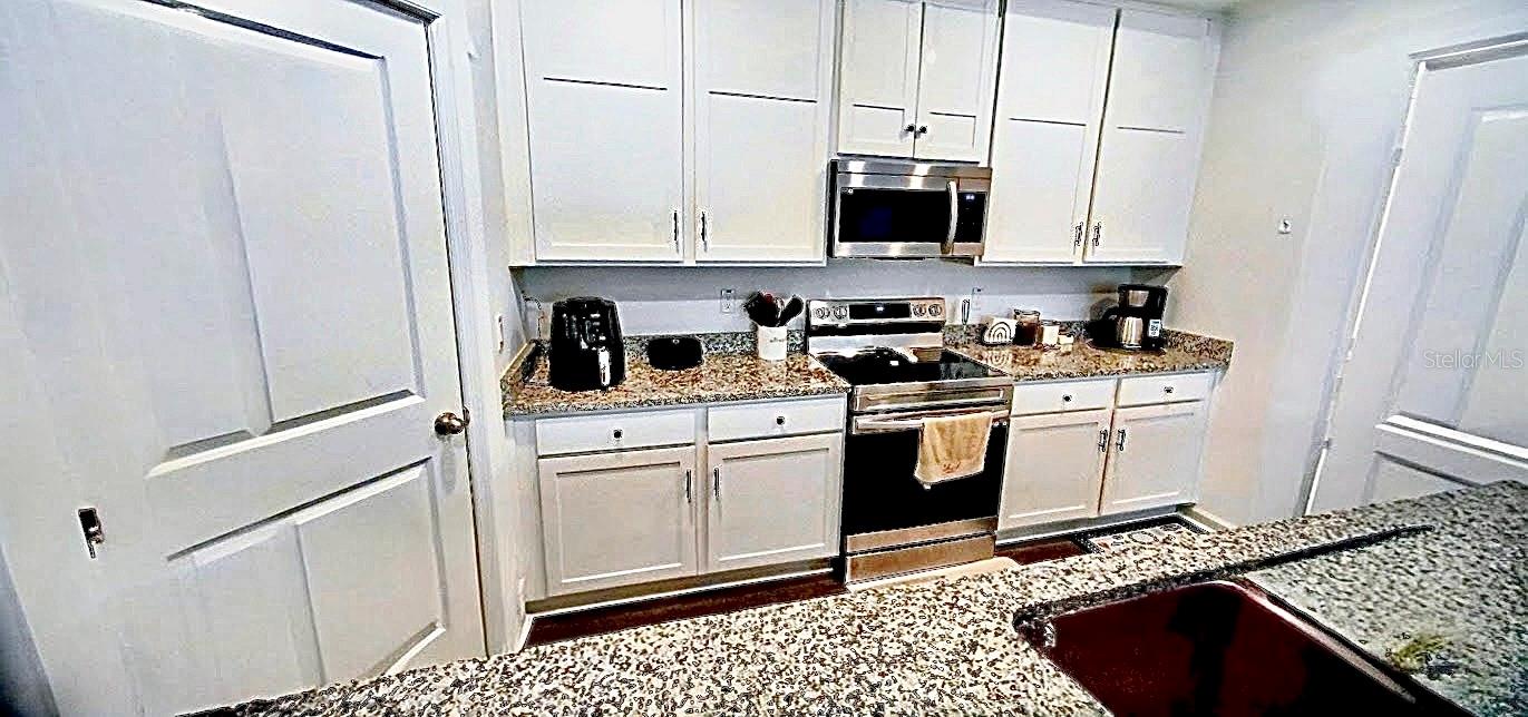 CLINTON CORNER - Residential