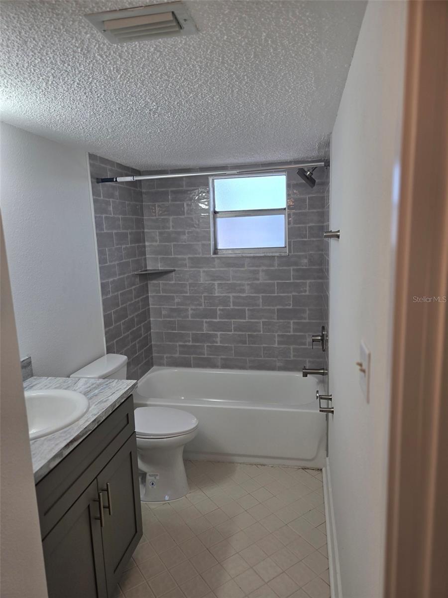 HARBOR VILLAS CONDO PH 03 - Residential