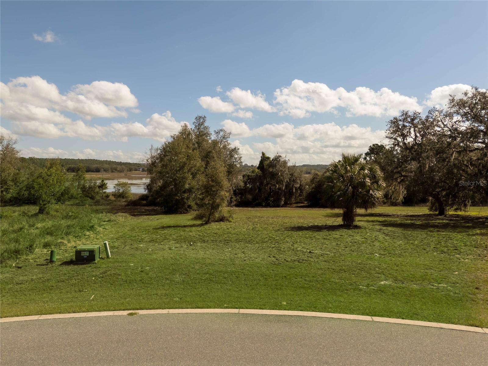 476 LONG AND WINDING RD