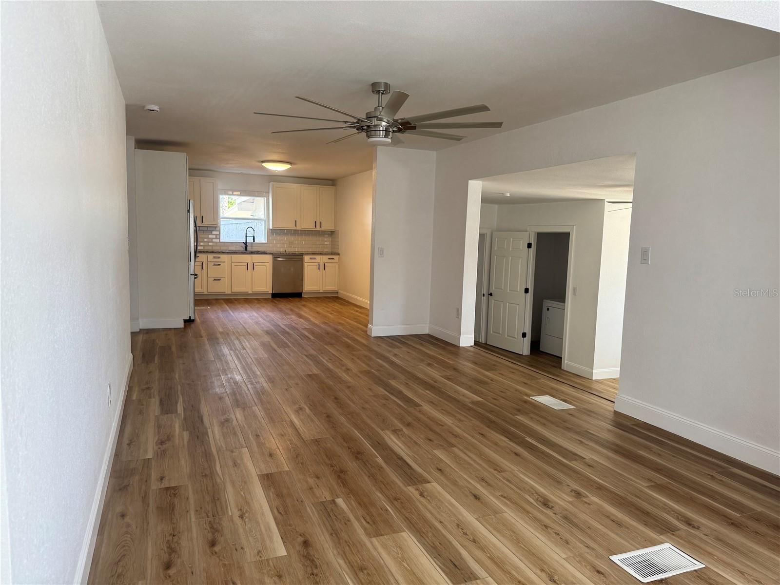 VALENCIA TERRACE REV - Residential Lease