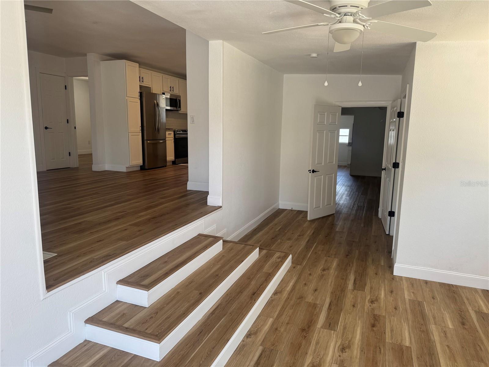 VALENCIA TERRACE REV - Residential Lease