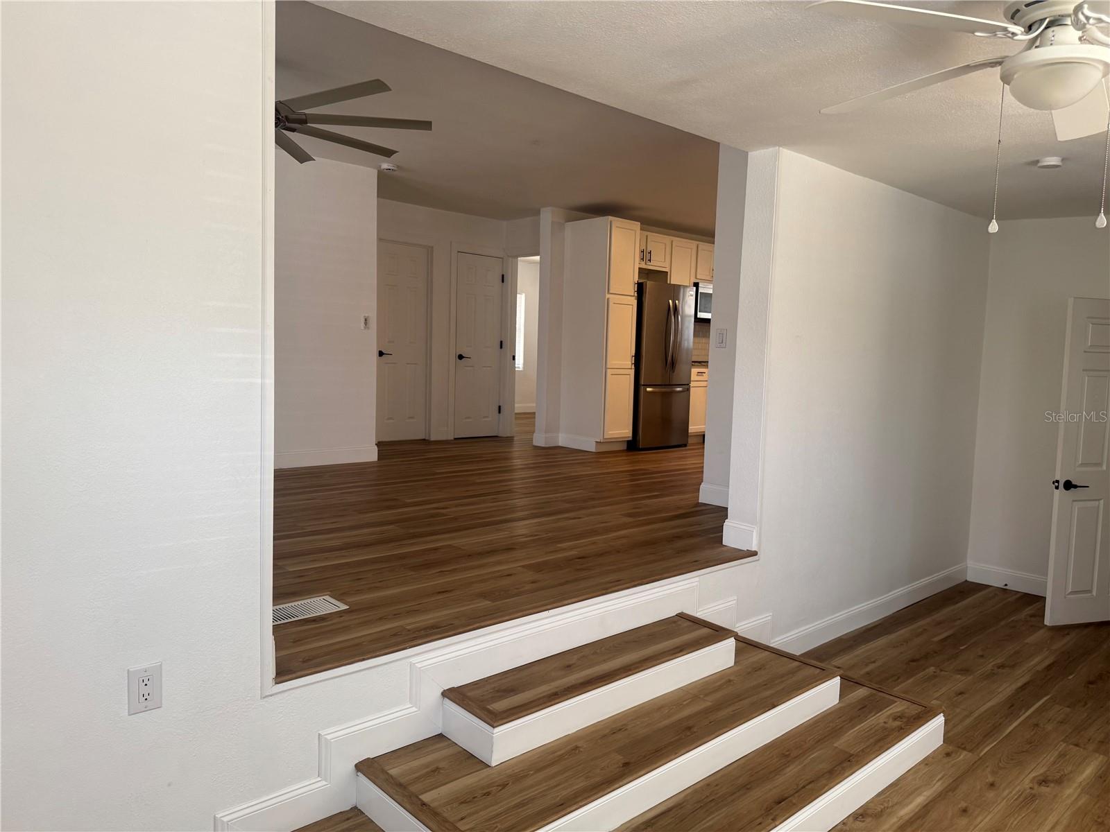 VALENCIA TERRACE REV - Residential Lease