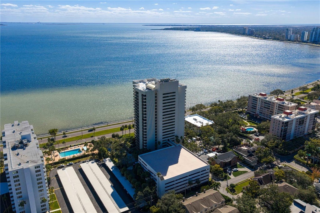 Photo of 2413 Bayshore Boulevard #1605, Tampa, FL 33629 (MLS # TB8544003)