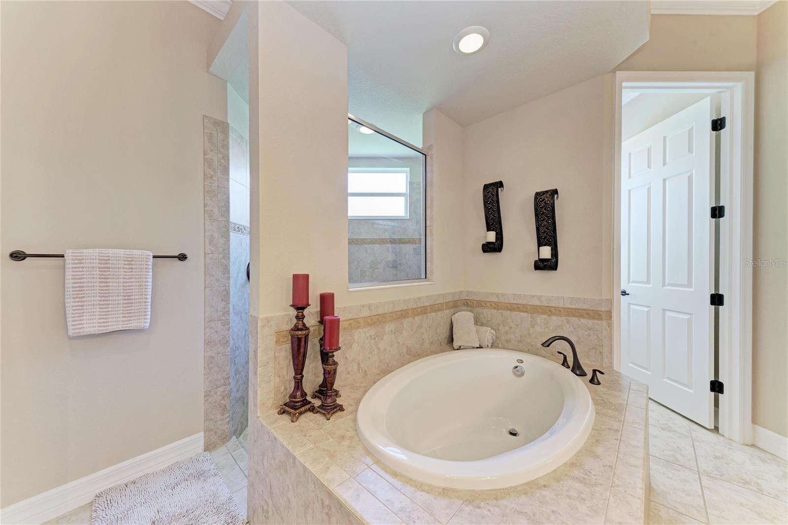 RIVER STRAND - Residential