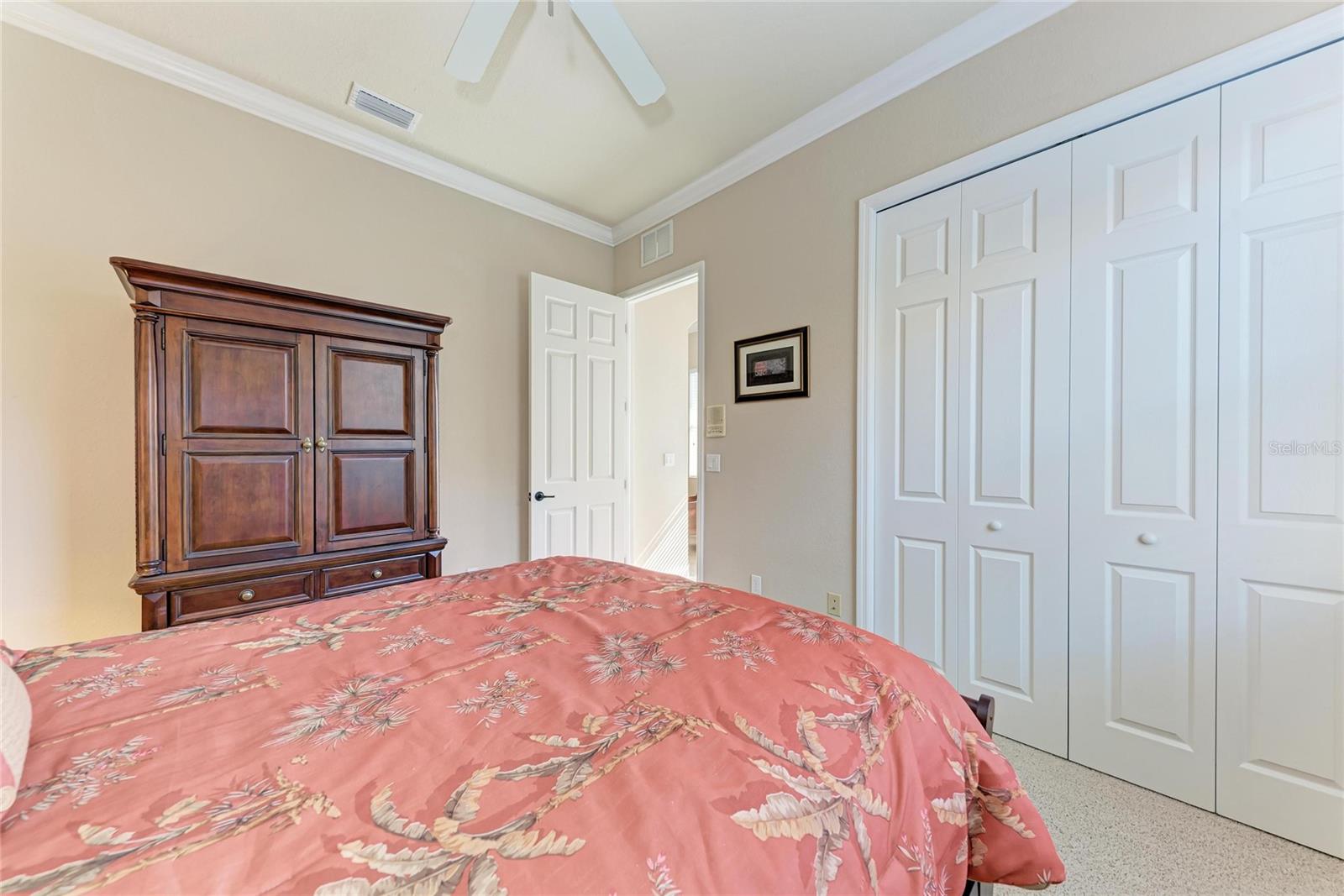 RIVER STRAND - Residential