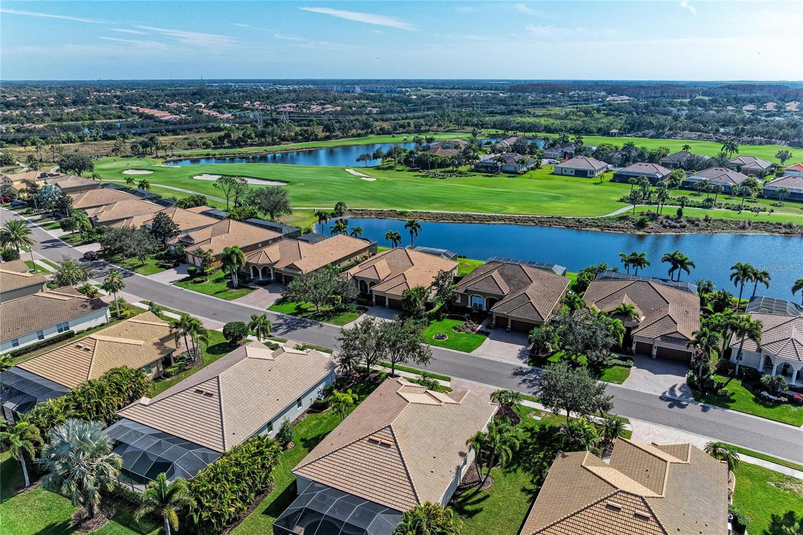 RIVER STRAND - Residential