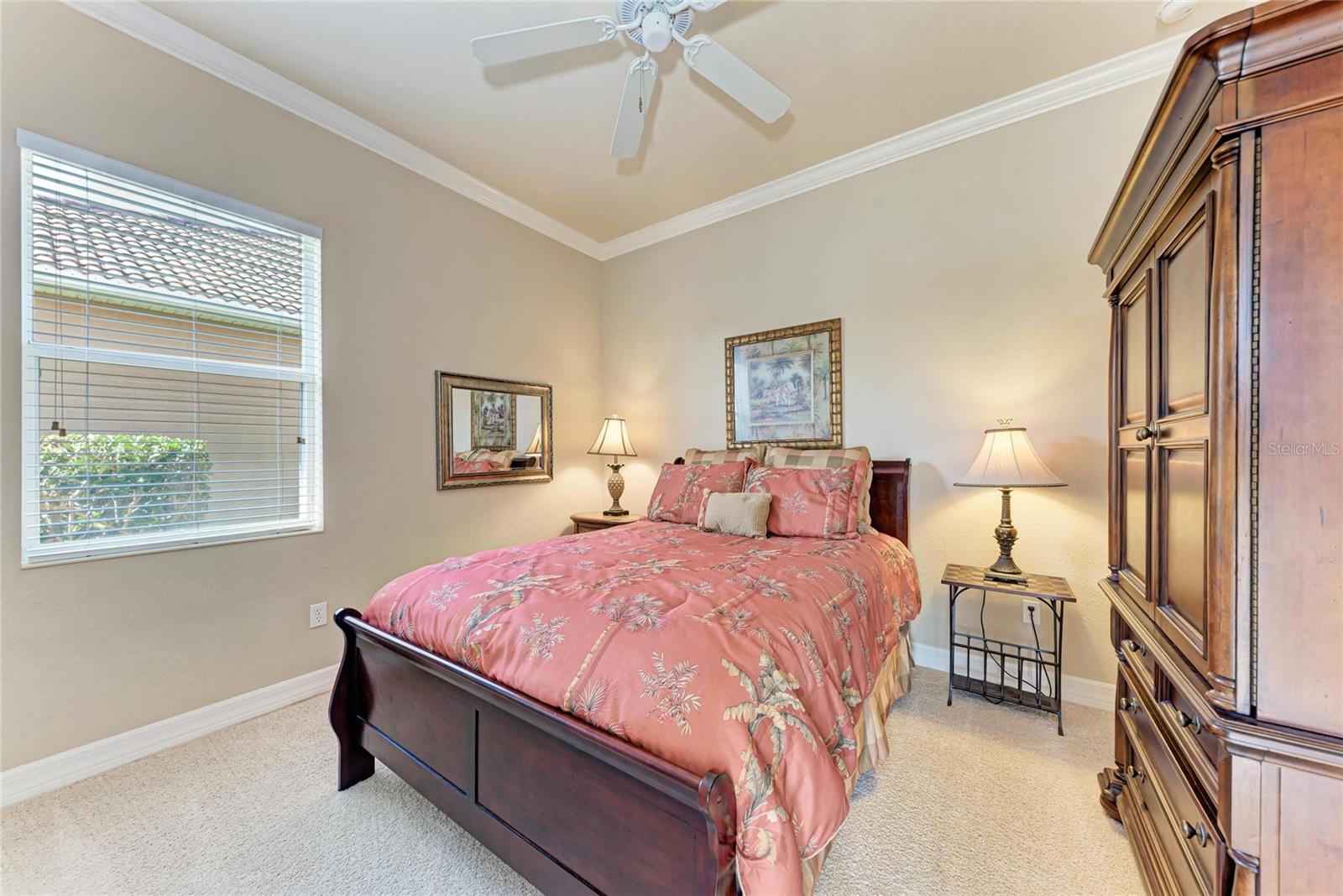 RIVER STRAND - Residential