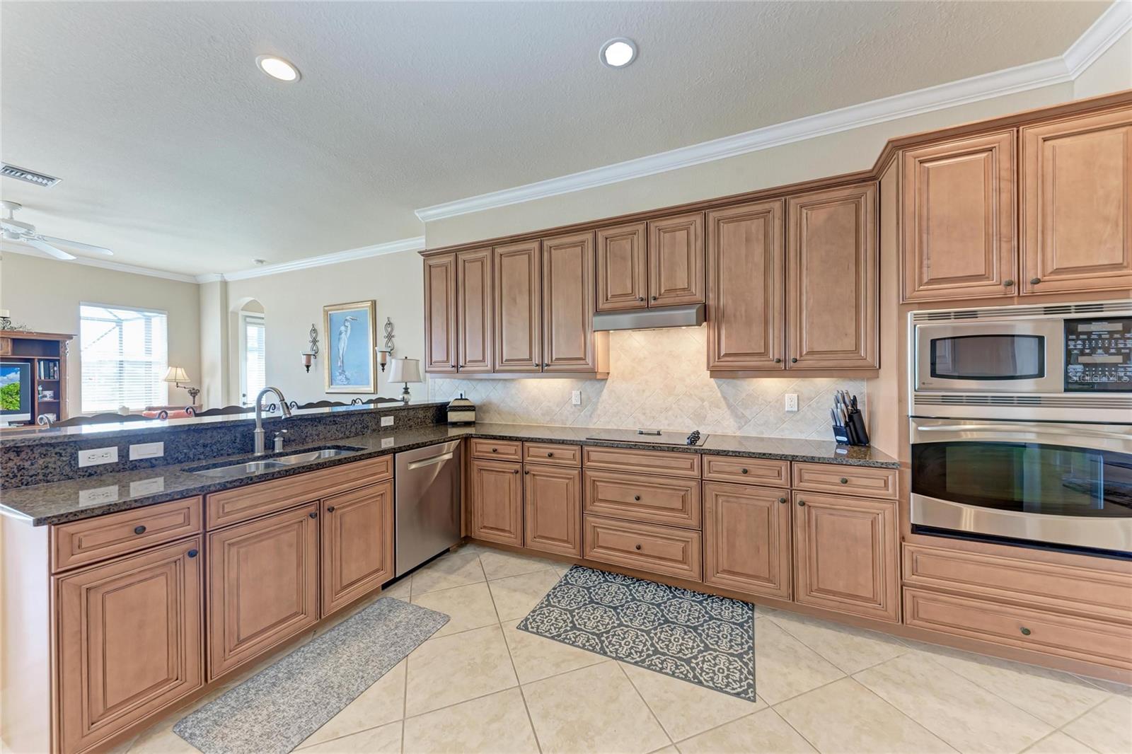 RIVER STRAND - Residential