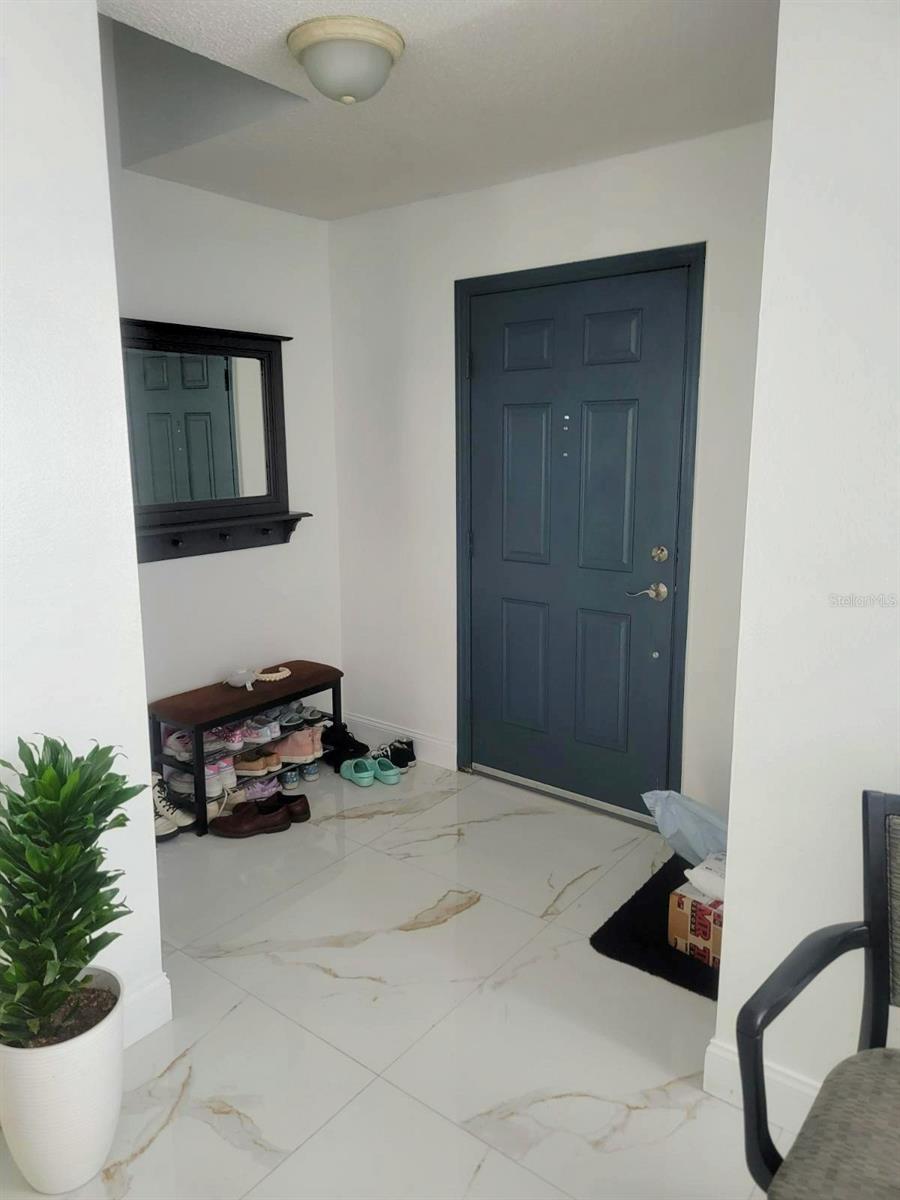 1416 AGUACATE COURT