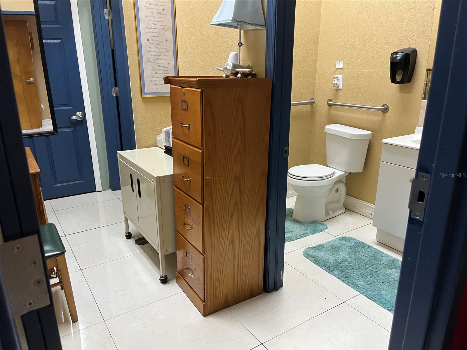 WEKIVA EXECUTIVE CENTRE CONDO - Commercial Sale