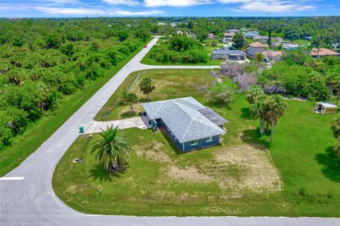 A home in PORT CHARLOTTE