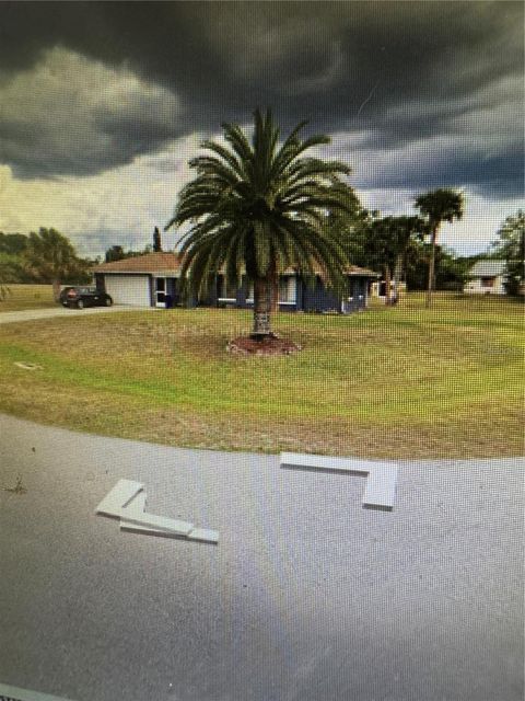 Single Family Residence in PORT CHARLOTTE FL 2033 ASHTON STREET.jpg