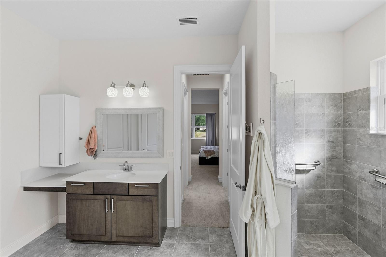 HARBOR HILLS - Residential