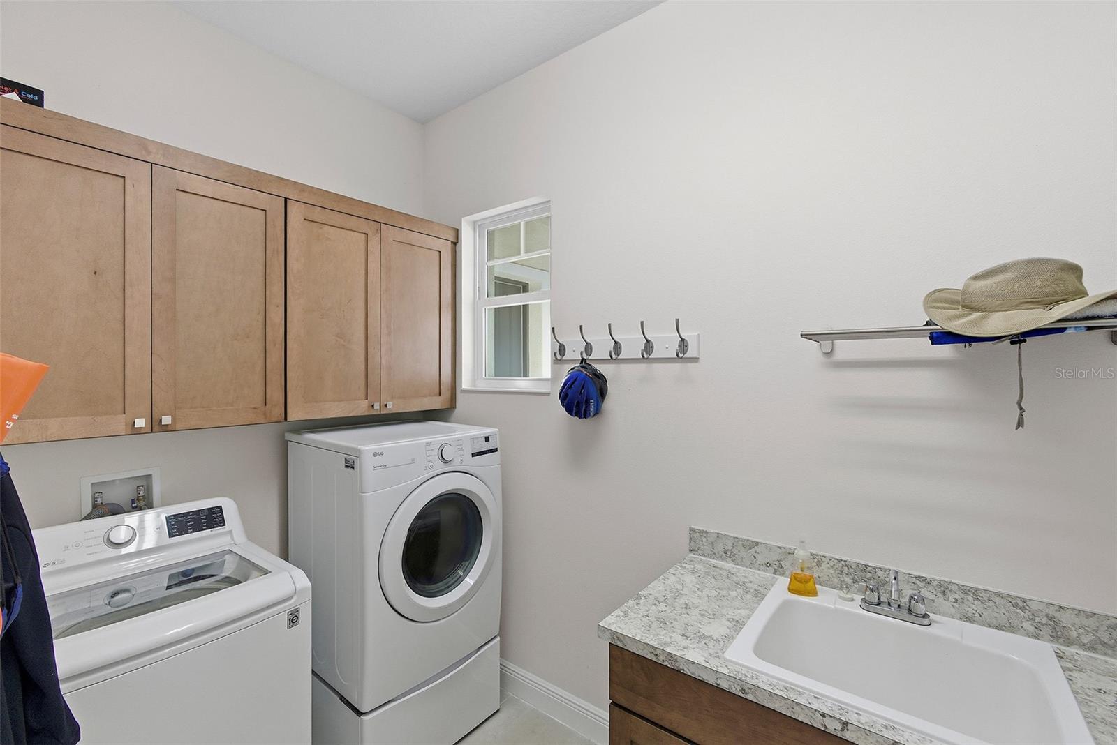 HARBOR HILLS - Residential