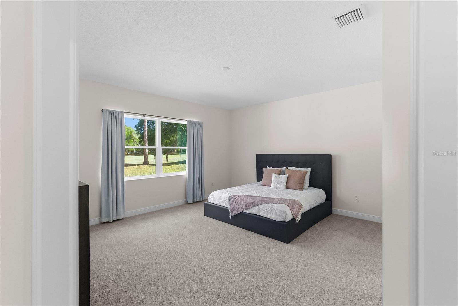 HARBOR HILLS - Residential