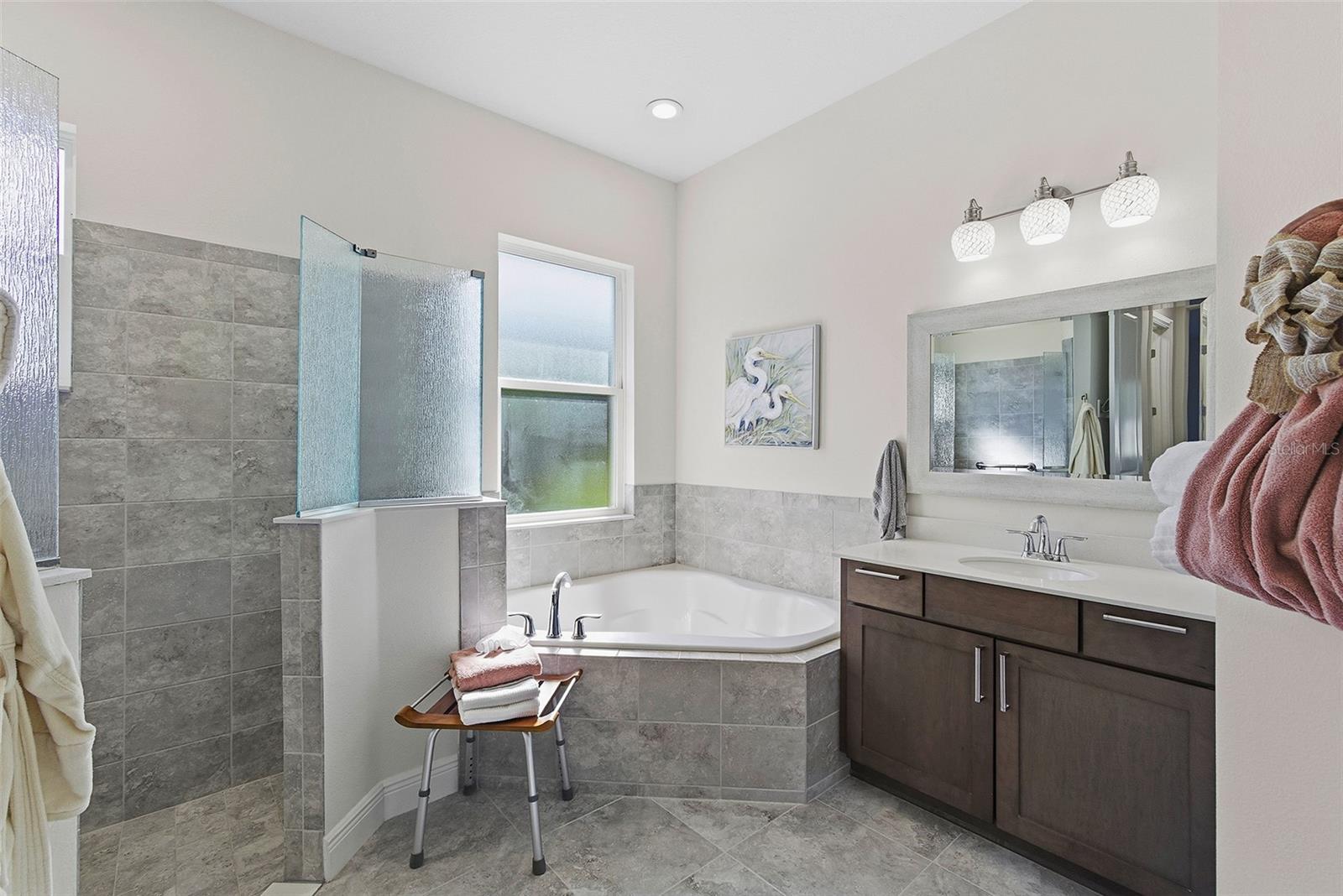 HARBOR HILLS - Residential