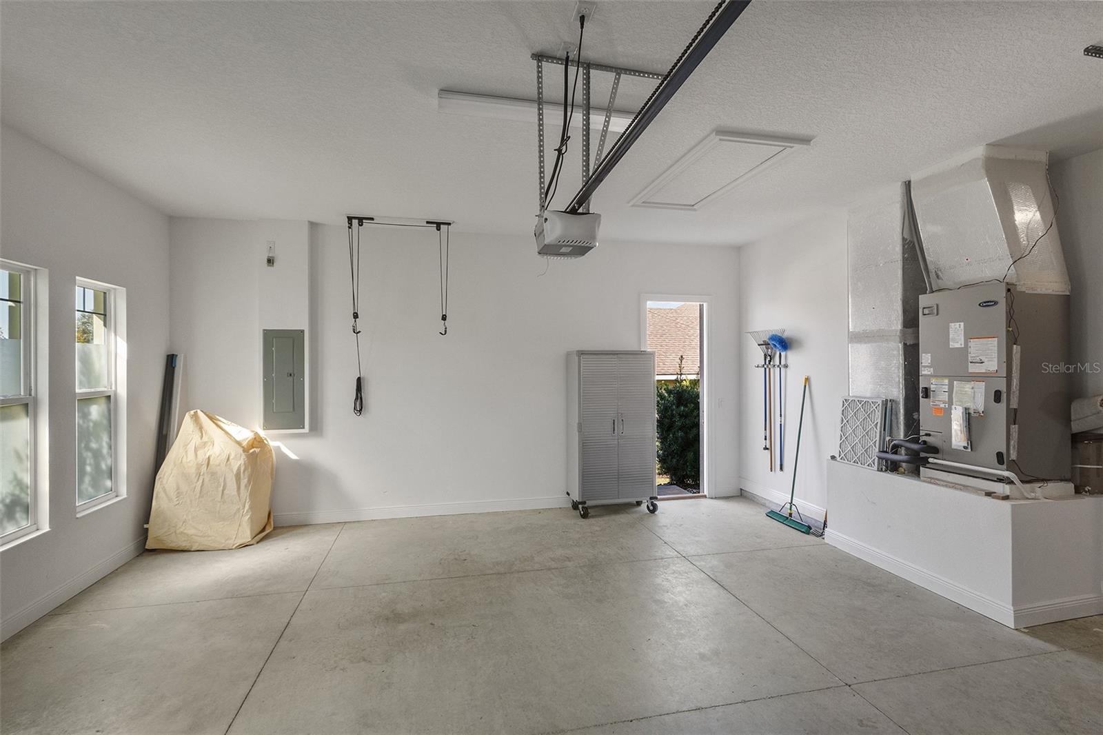 HARBOR HILLS - Residential