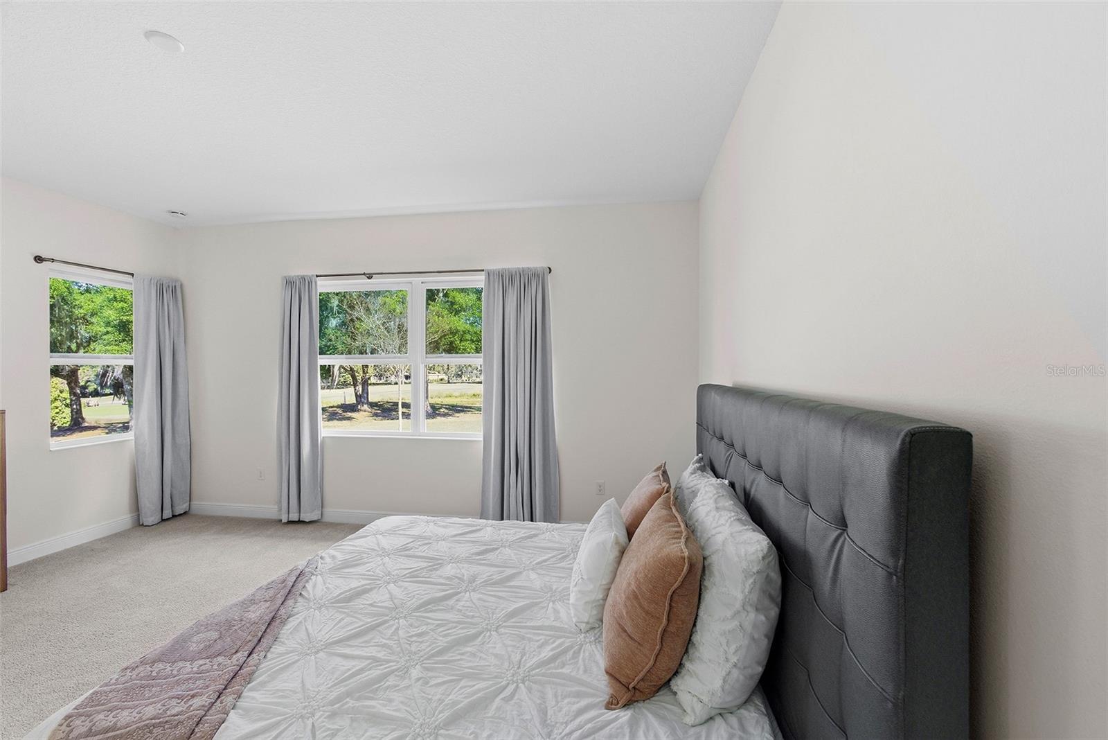 HARBOR HILLS - Residential