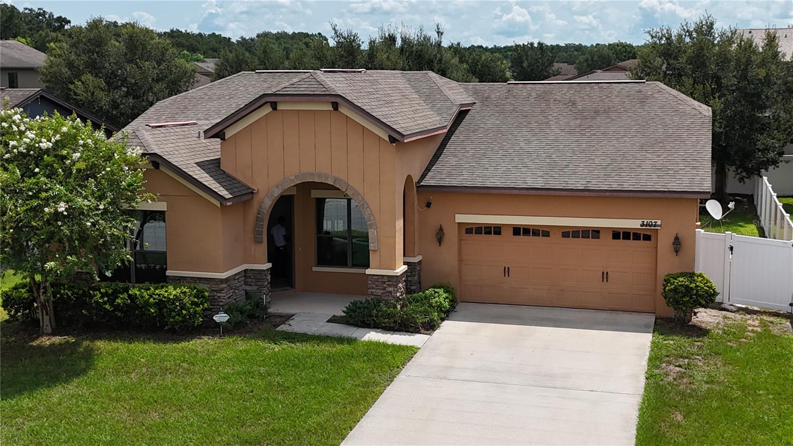 3107 HARRIS PARK WAY