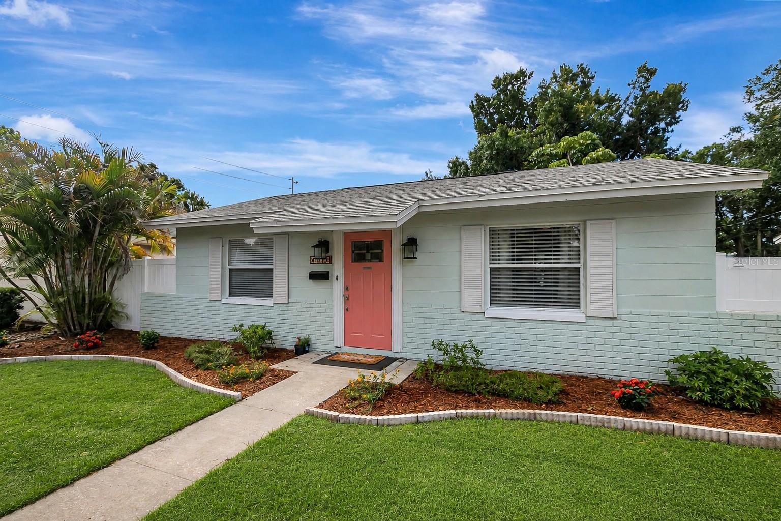 FRANCELLA PARK - Residential