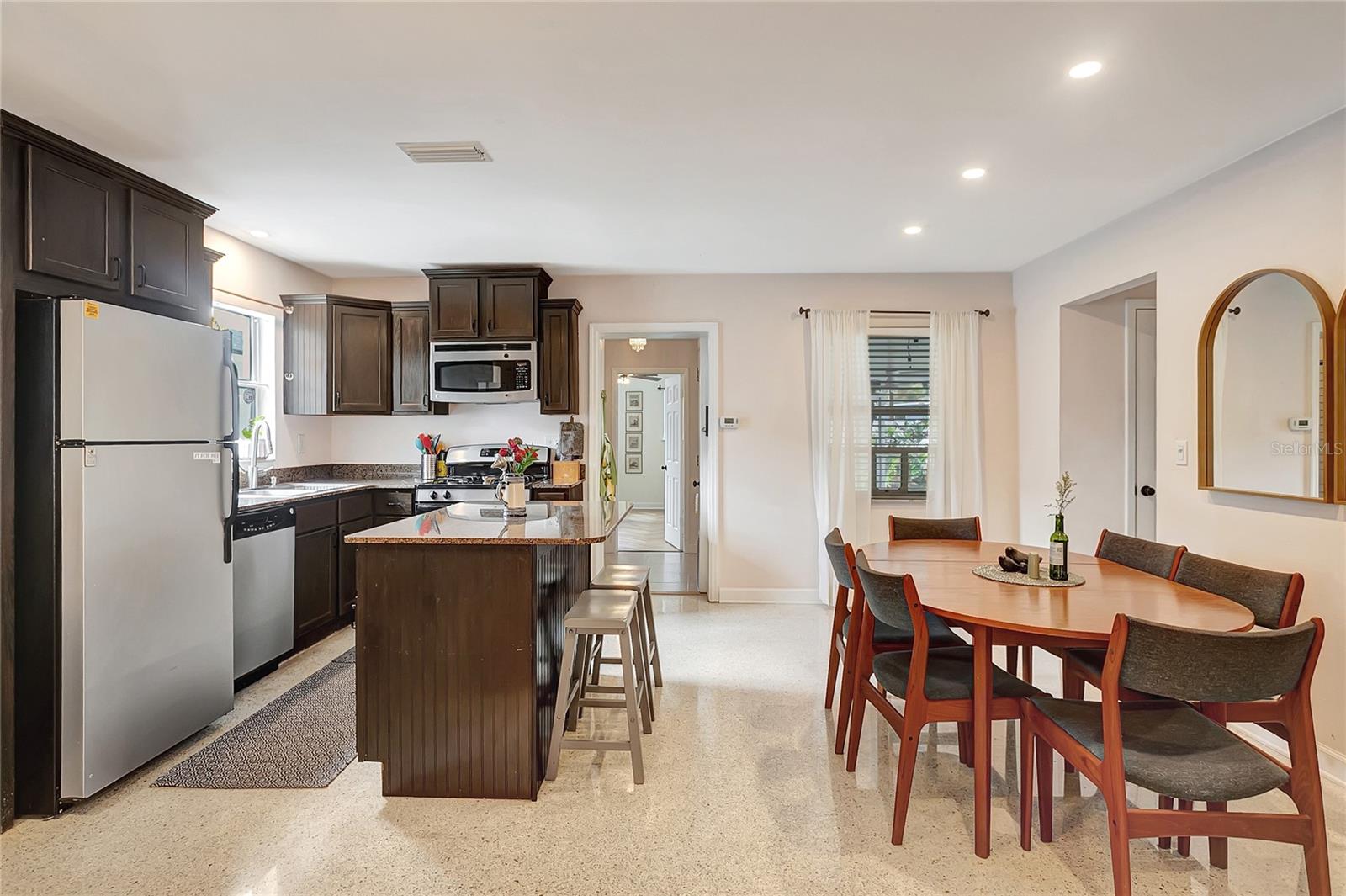 FRANCELLA PARK - Residential