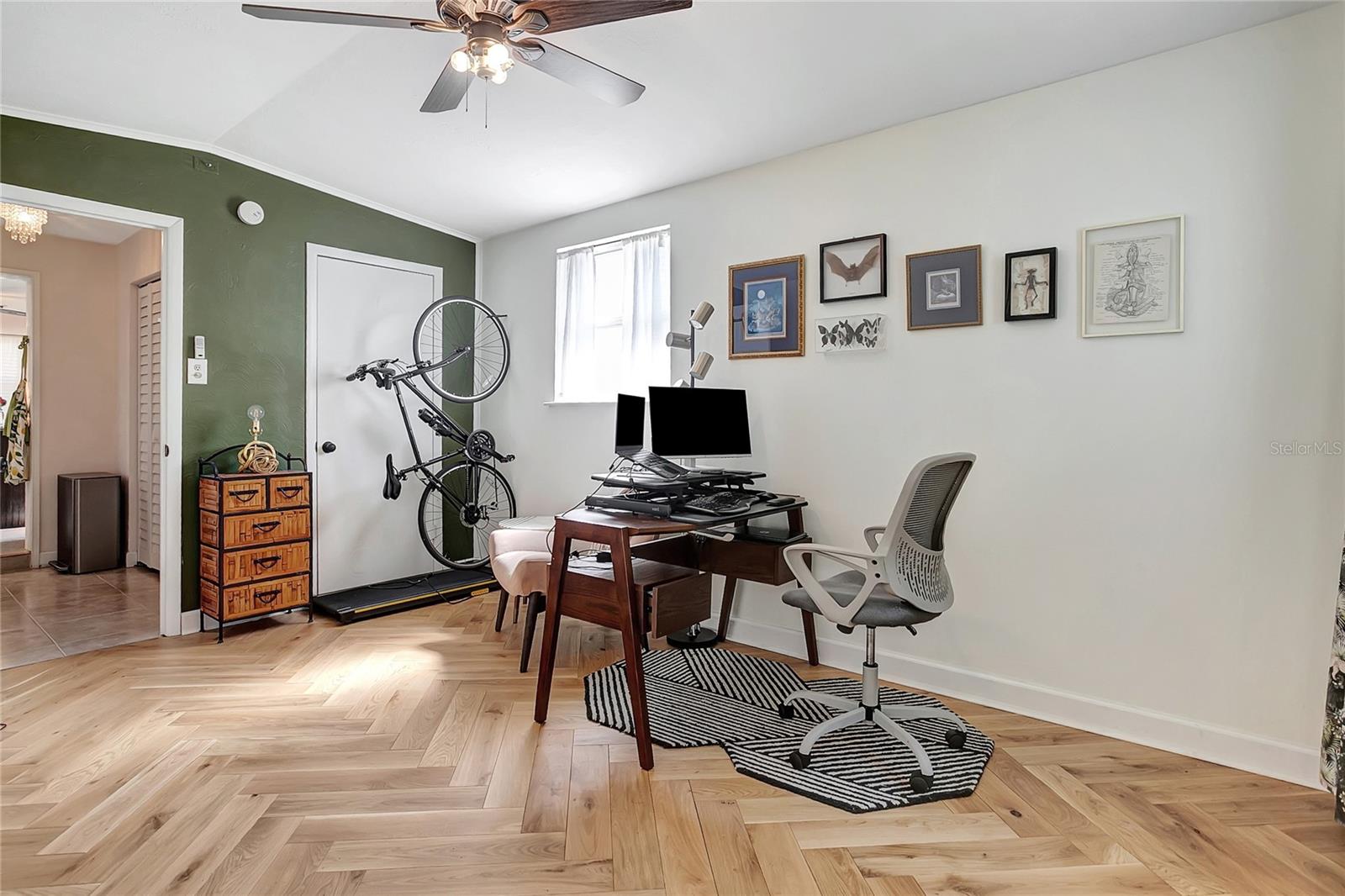 FRANCELLA PARK - Residential