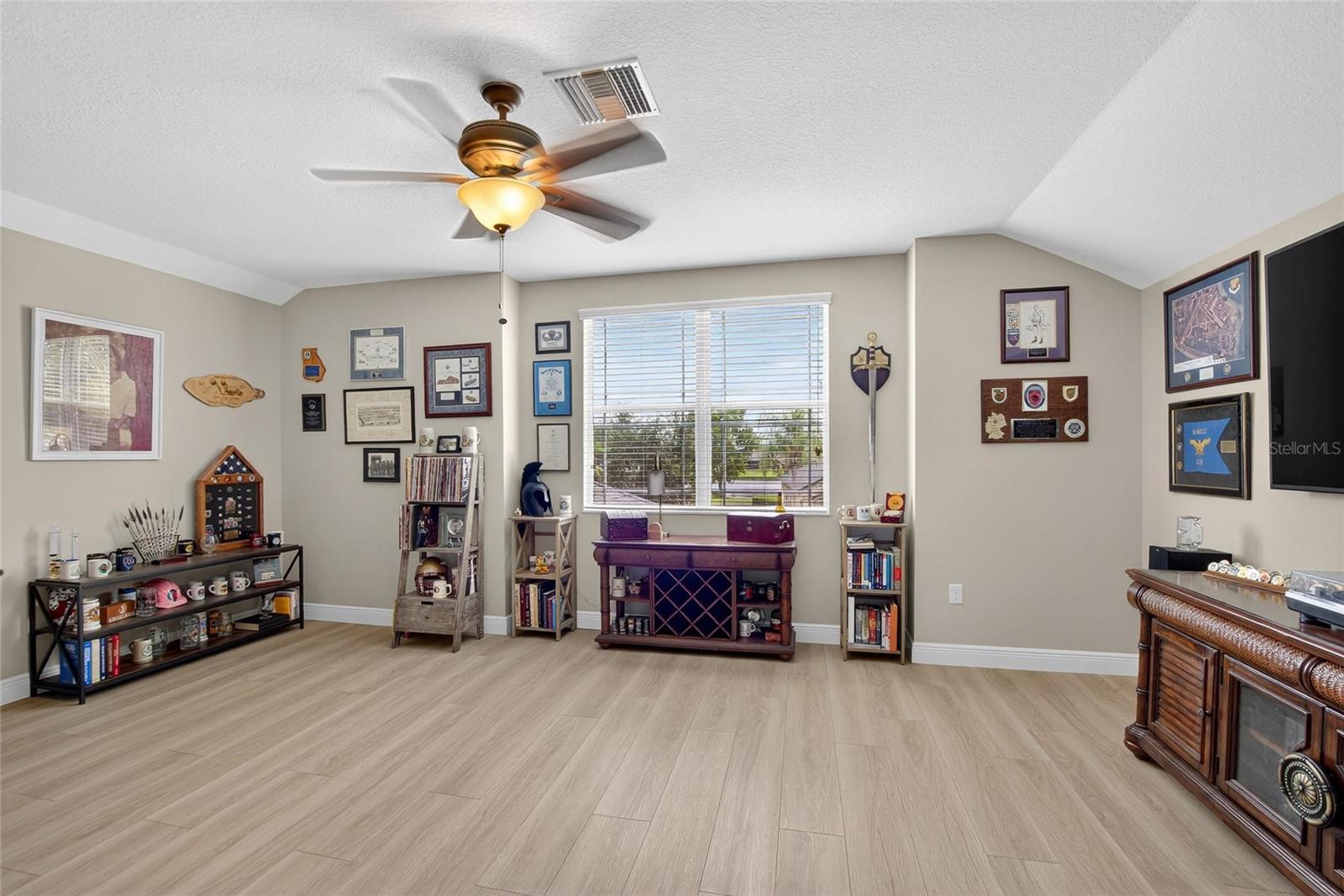 HARBOUR ISLES PH 2A/2B/2C - Residential