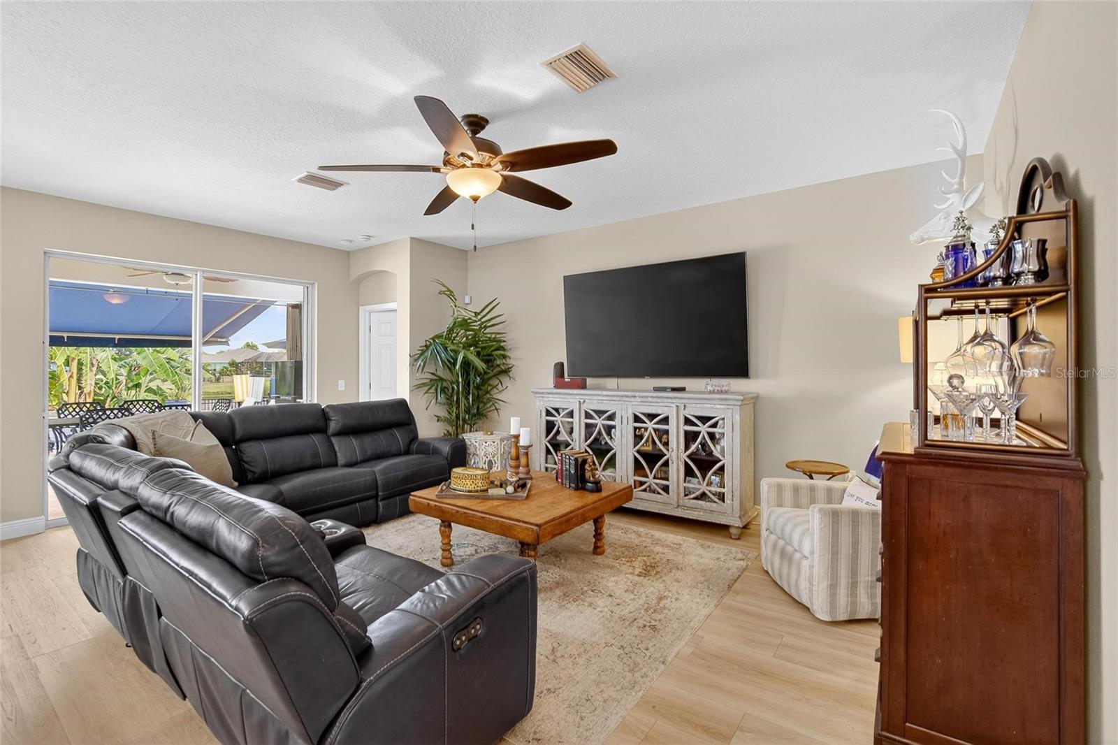 HARBOUR ISLES PH 2A/2B/2C - Residential