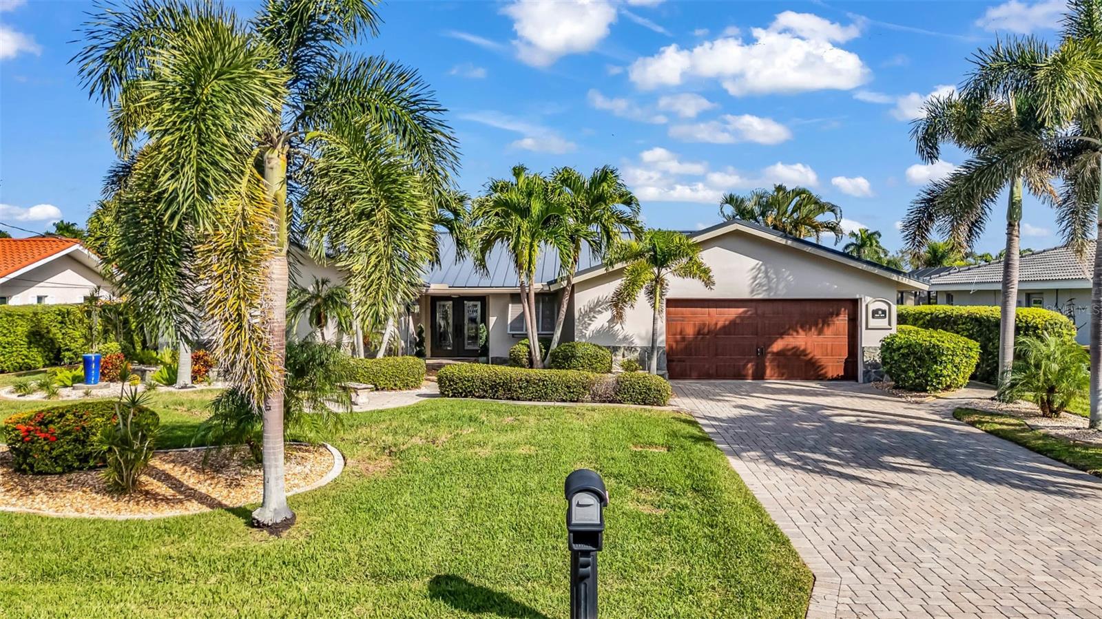 PUNTA GORDA ISLES SEC 04 - Residential