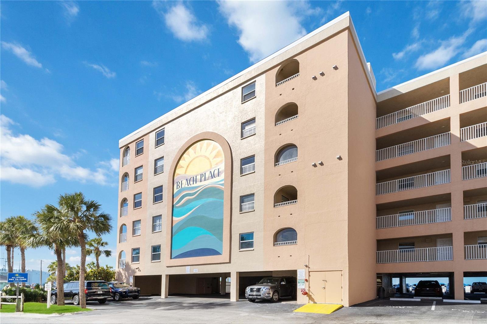 View MADEIRA BEACH, FL 33708 condo