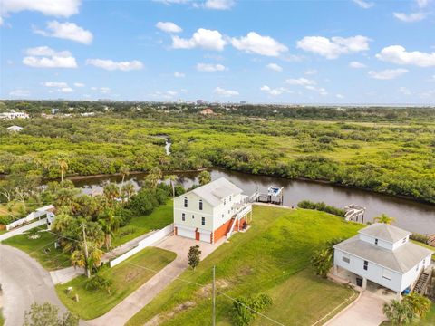 A home in TAMPA