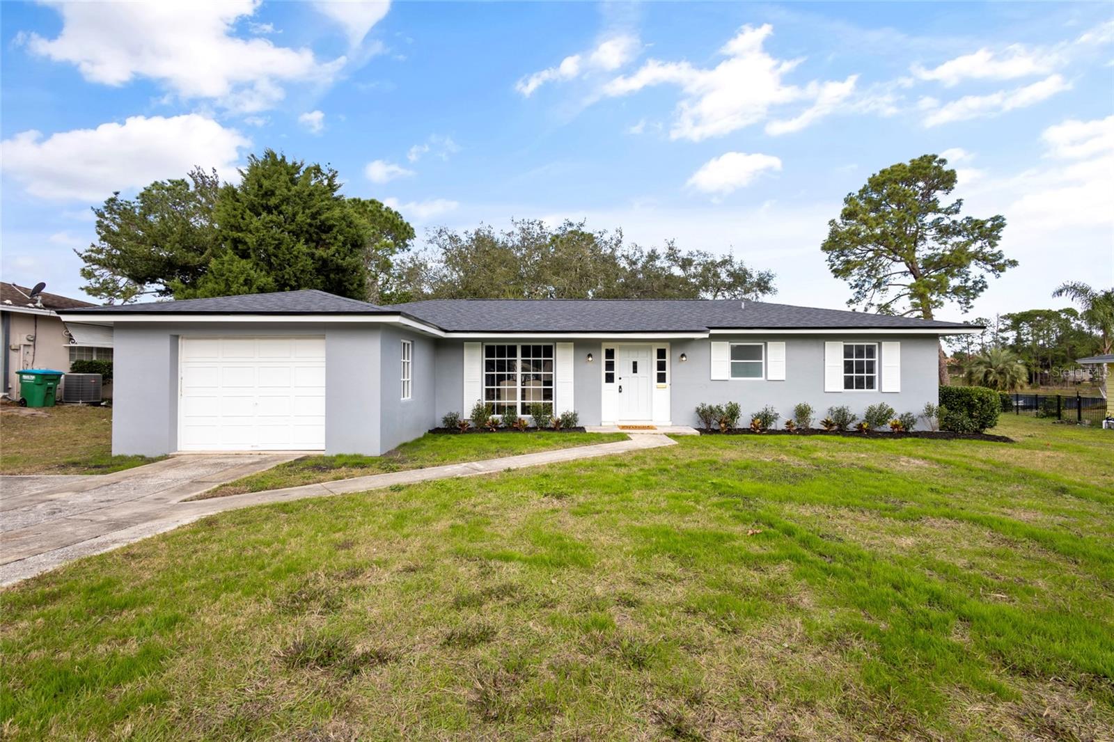 DELTONA LAKES UNIT 72 - Residential