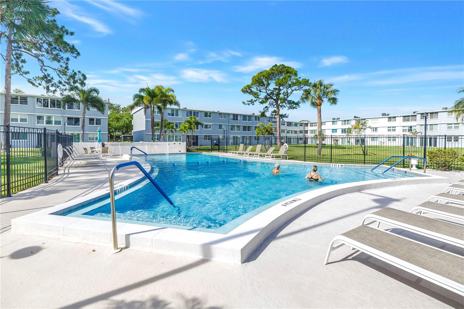 WINSTON PARK NORTHEAST - Residential