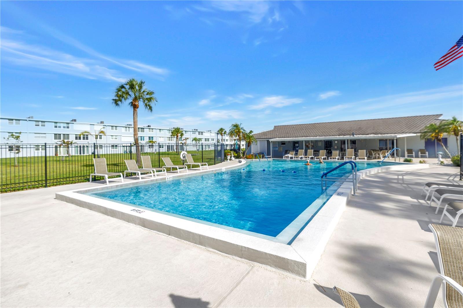 WINSTON PARK NORTHEAST - Residential