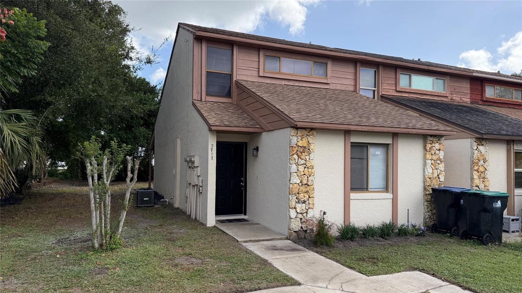 Photo of 2717 Gray Fox Lane, Orlando, FL 32826 (MLS # O6453344)