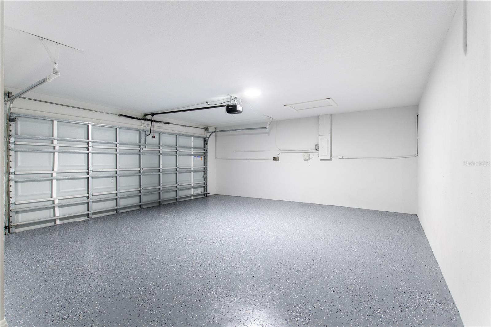 LAKE ST GEORGE-UNIT III - Residential