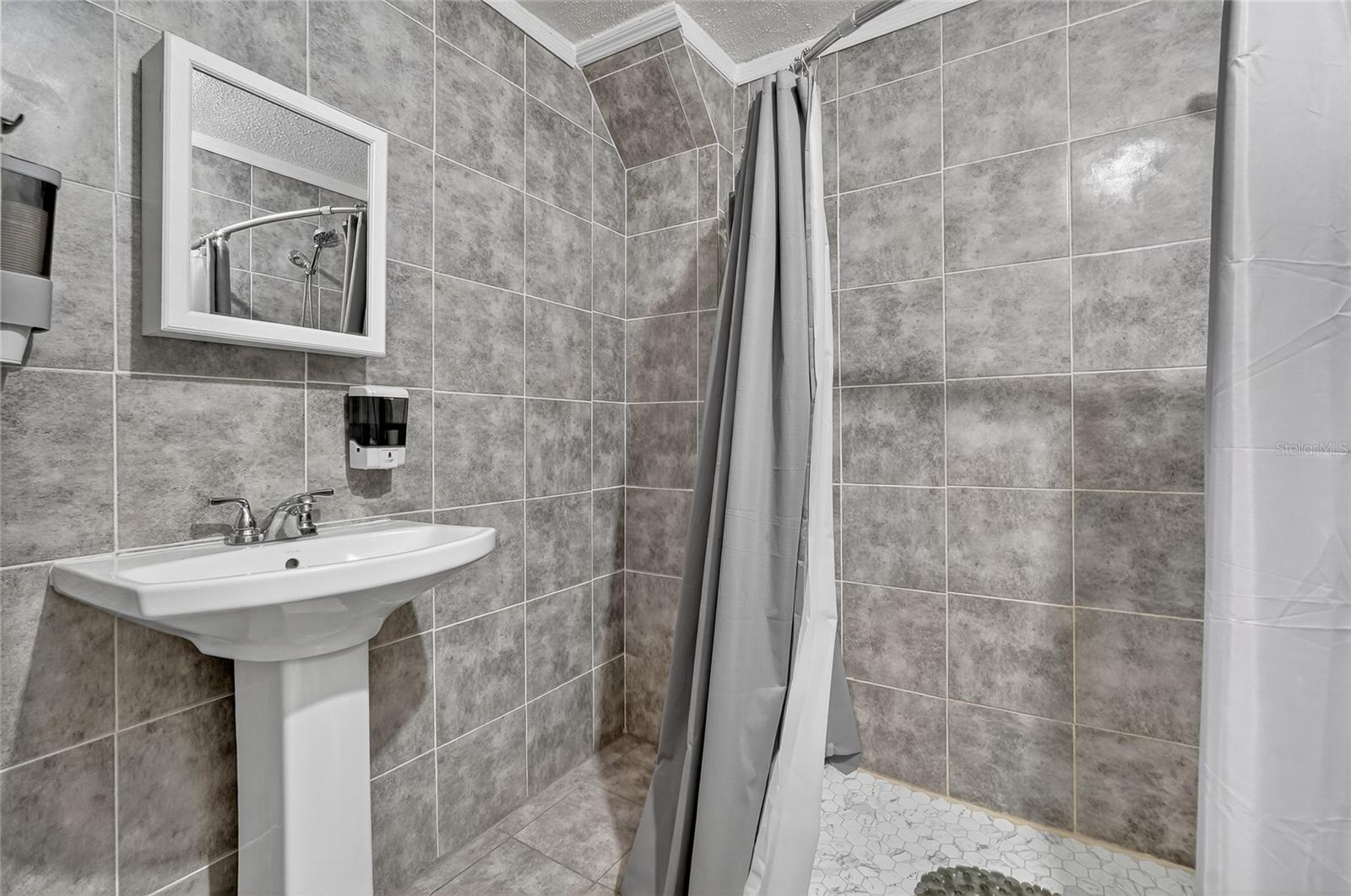 WEST OLDSMAR SEC 1 - Residential