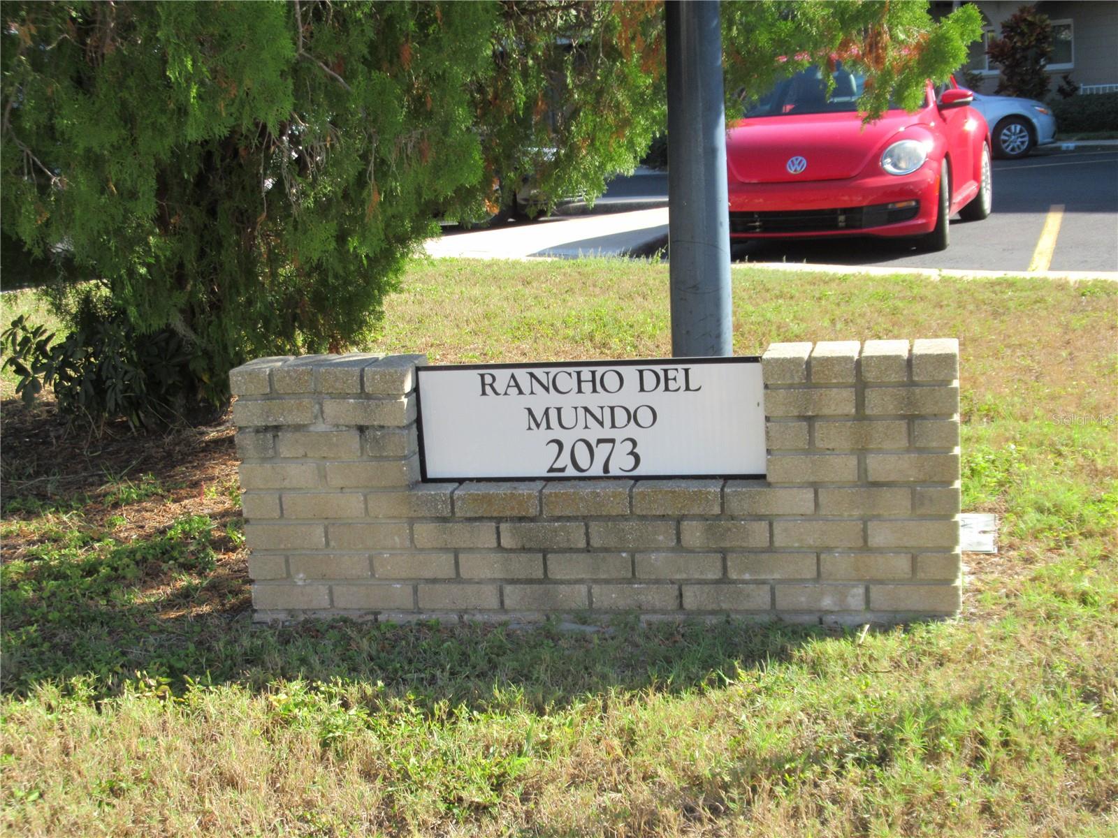 ON TOP OF THE WORLD - Residential