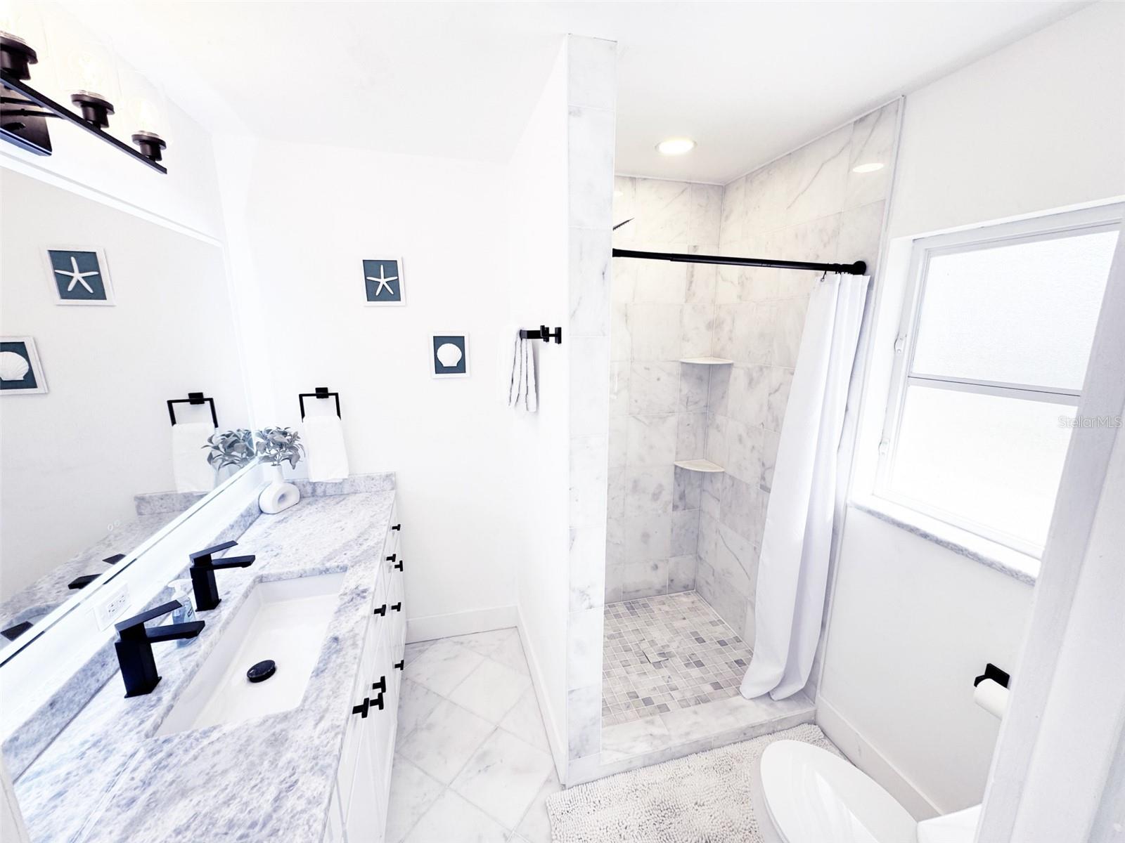 SKY CREST UNIT 9 - Residential Lease