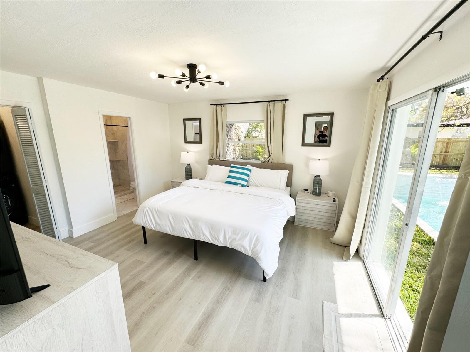 SKY CREST UNIT 9 - Residential Lease