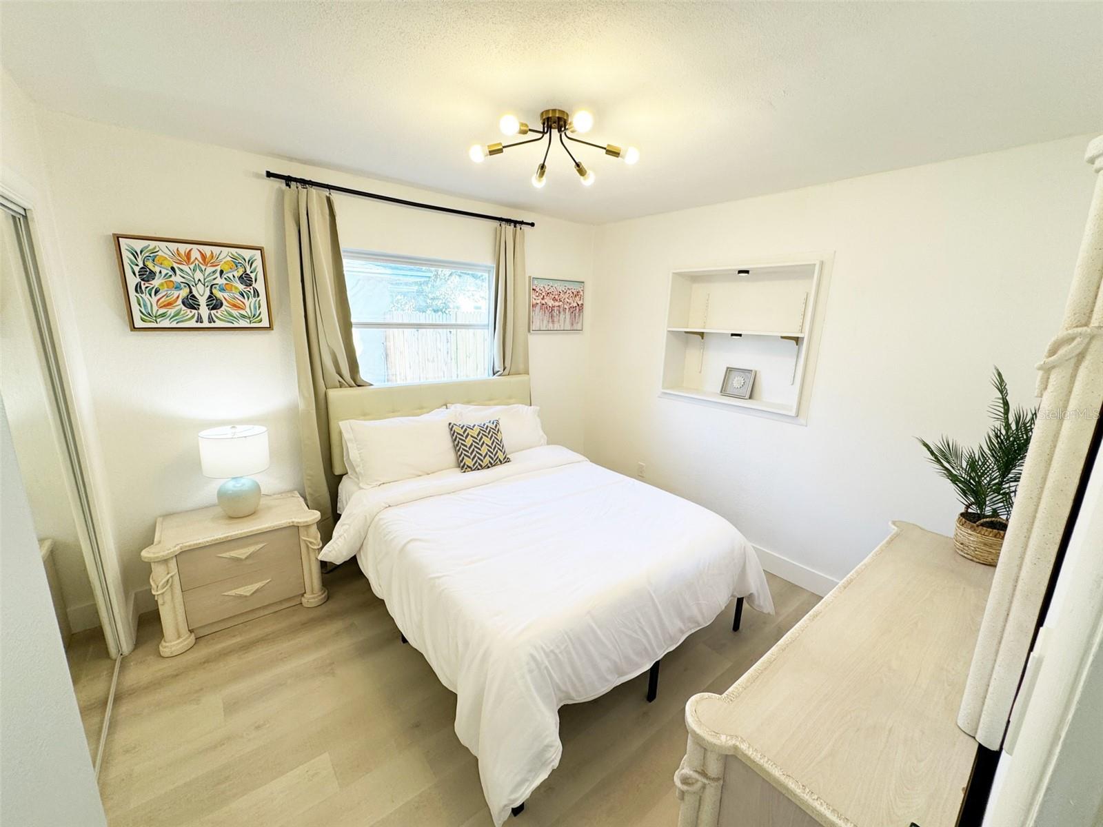 SKY CREST UNIT 9 - Residential Lease