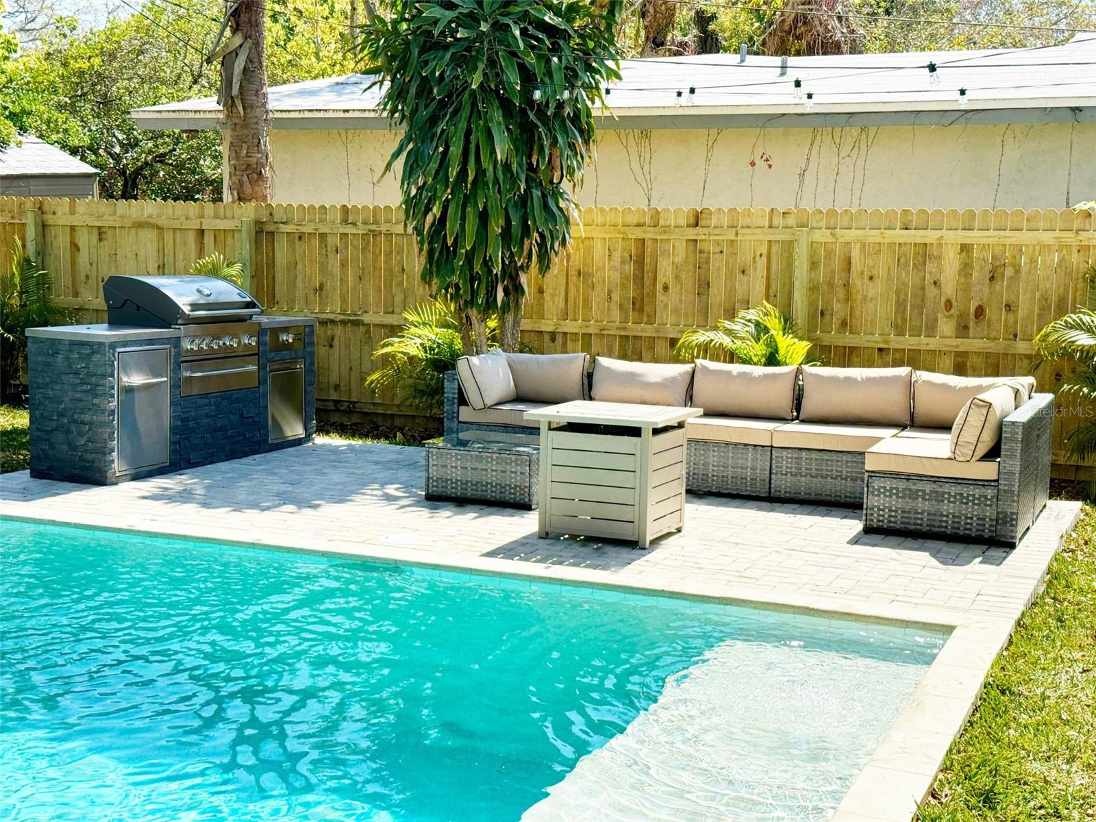 SKY CREST UNIT 9 - Residential Lease