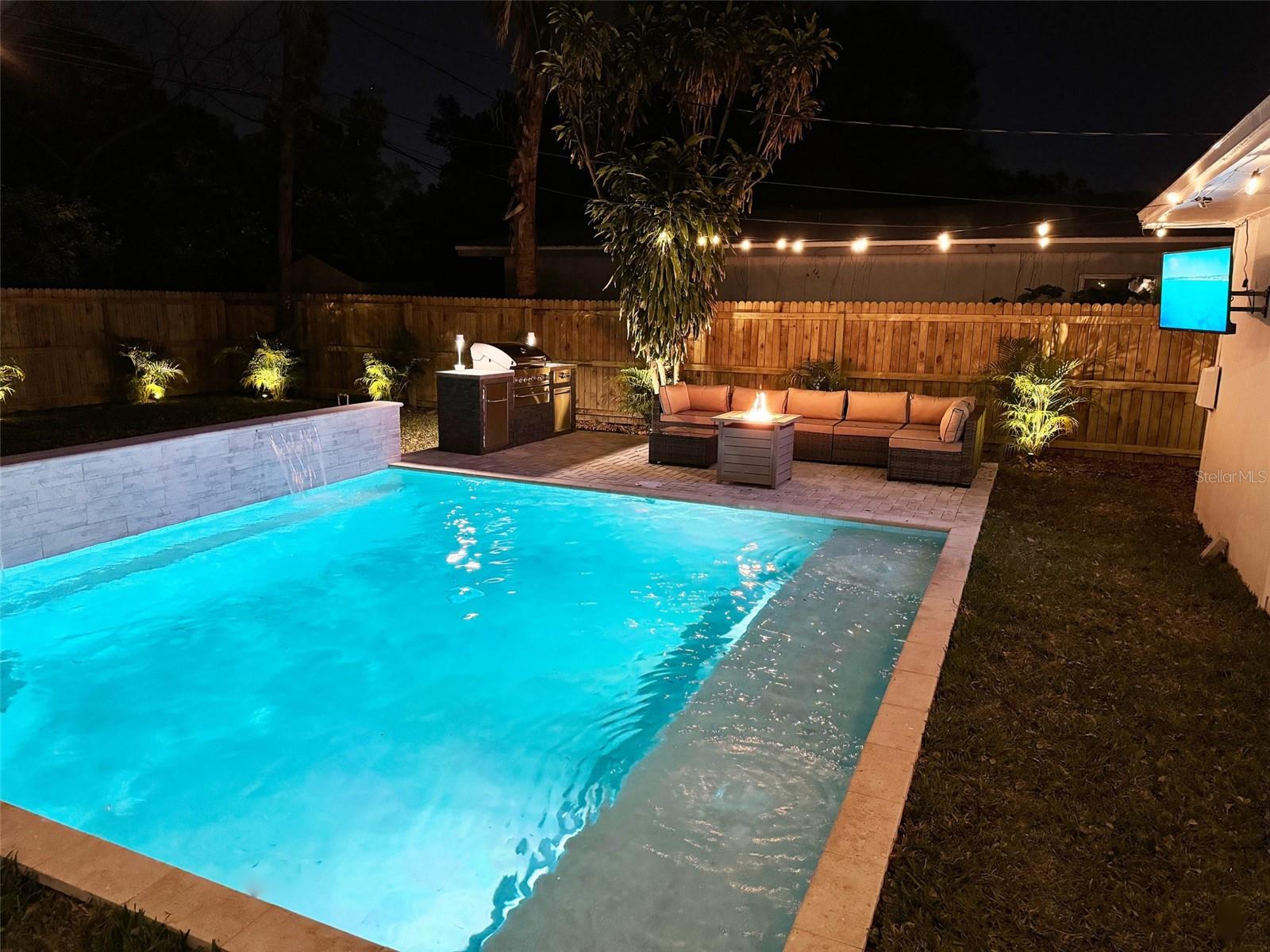 SKY CREST UNIT 9 - Residential Lease