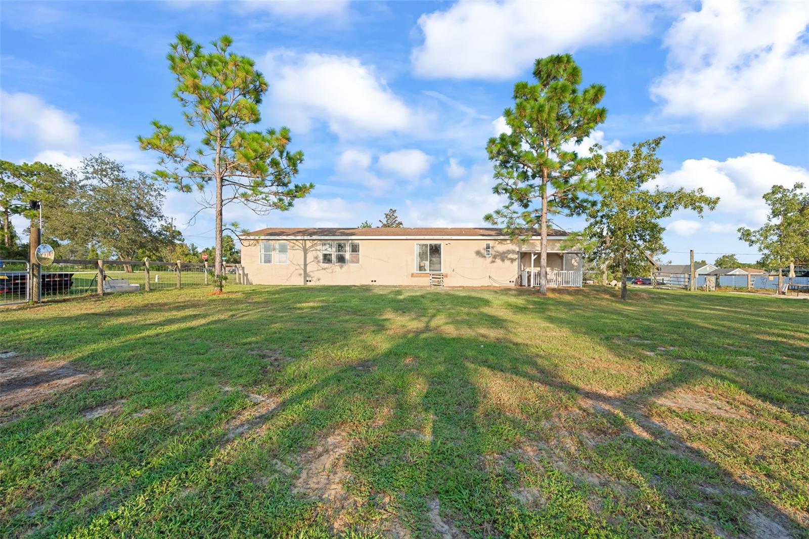 ROYAL HIGHLANDS - Residential