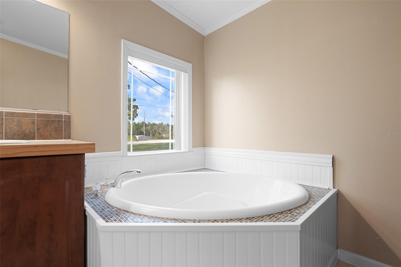 ROYAL HIGHLANDS - Residential