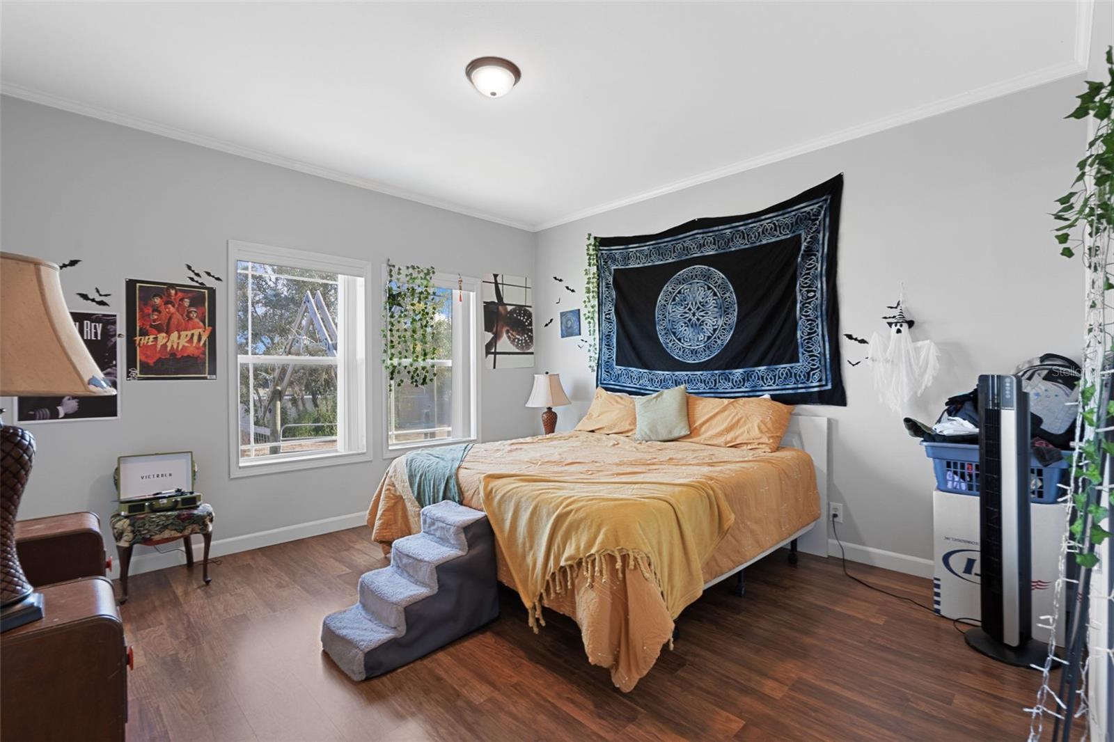 ROYAL HIGHLANDS - Residential