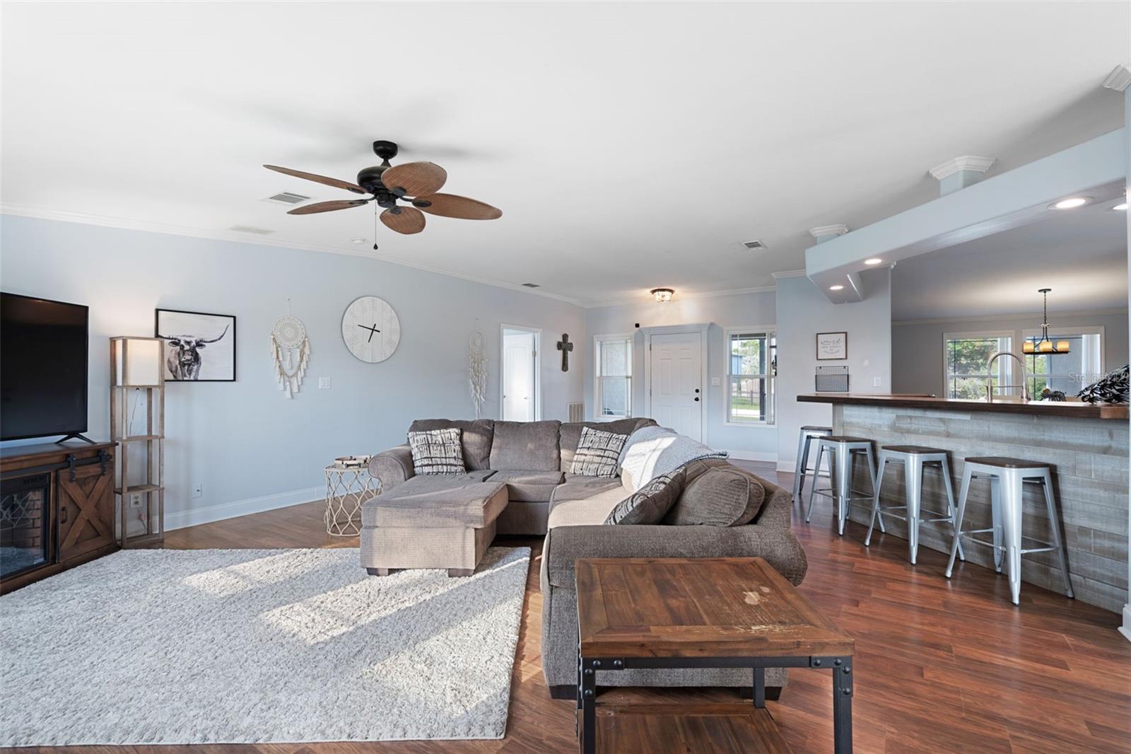 ROYAL HIGHLANDS - Residential