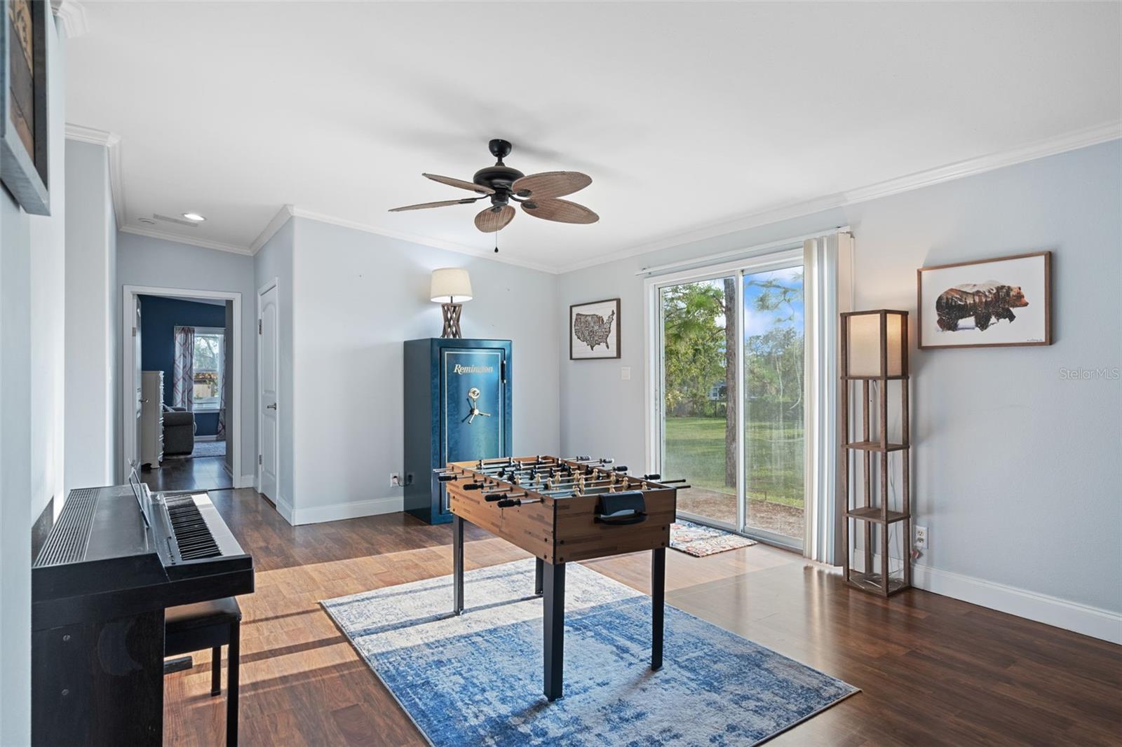 ROYAL HIGHLANDS - Residential