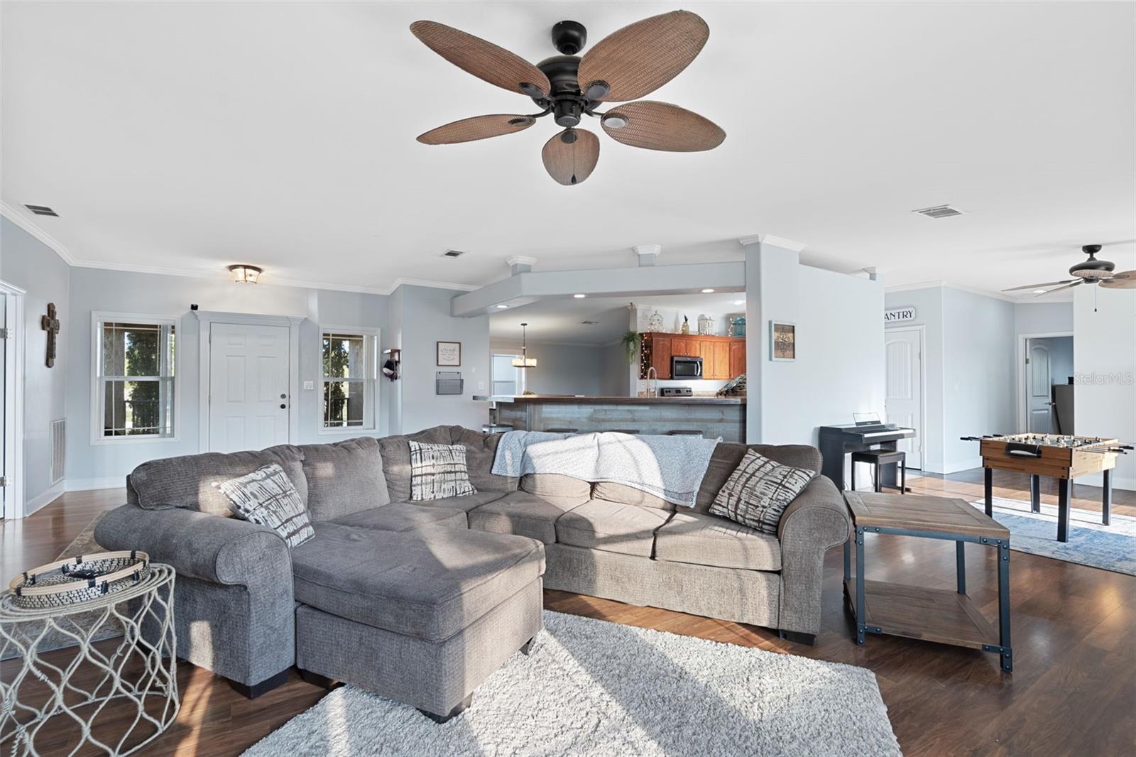 ROYAL HIGHLANDS - Residential