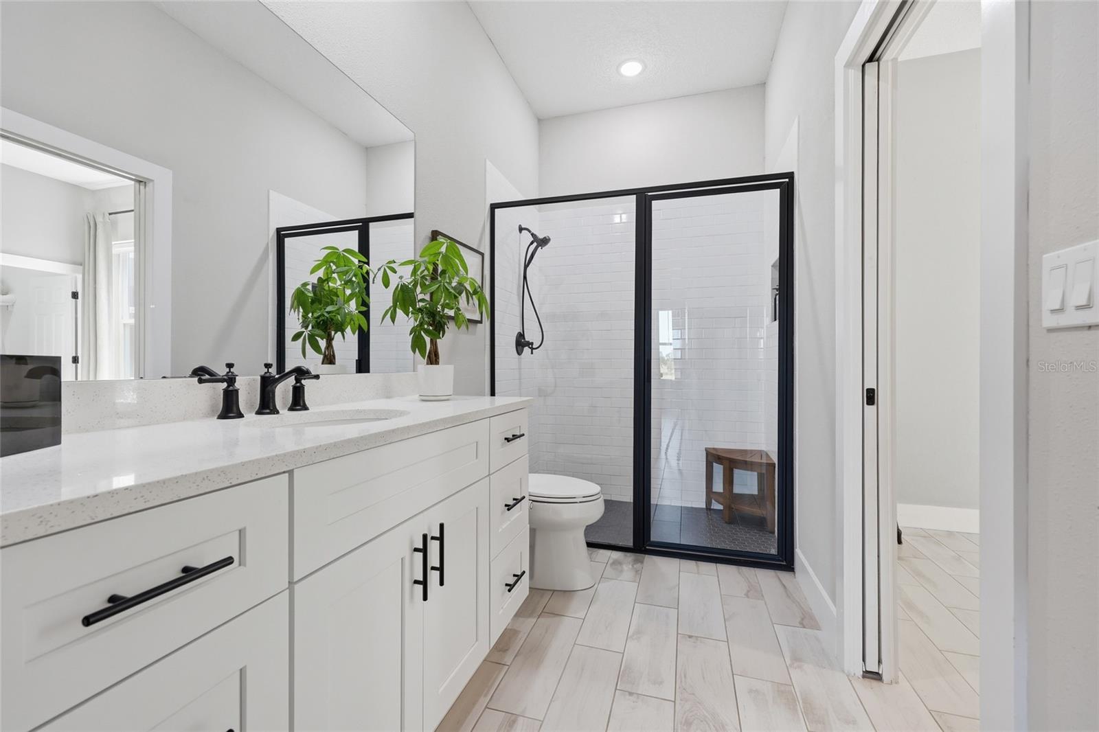 ROLLING HILLS ESTATES UN 5 - Residential